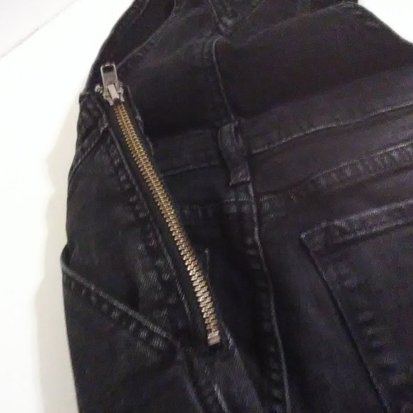 Gap Denim Overalls In Black Capri Like New Jr Lg - Picture 6 of 9